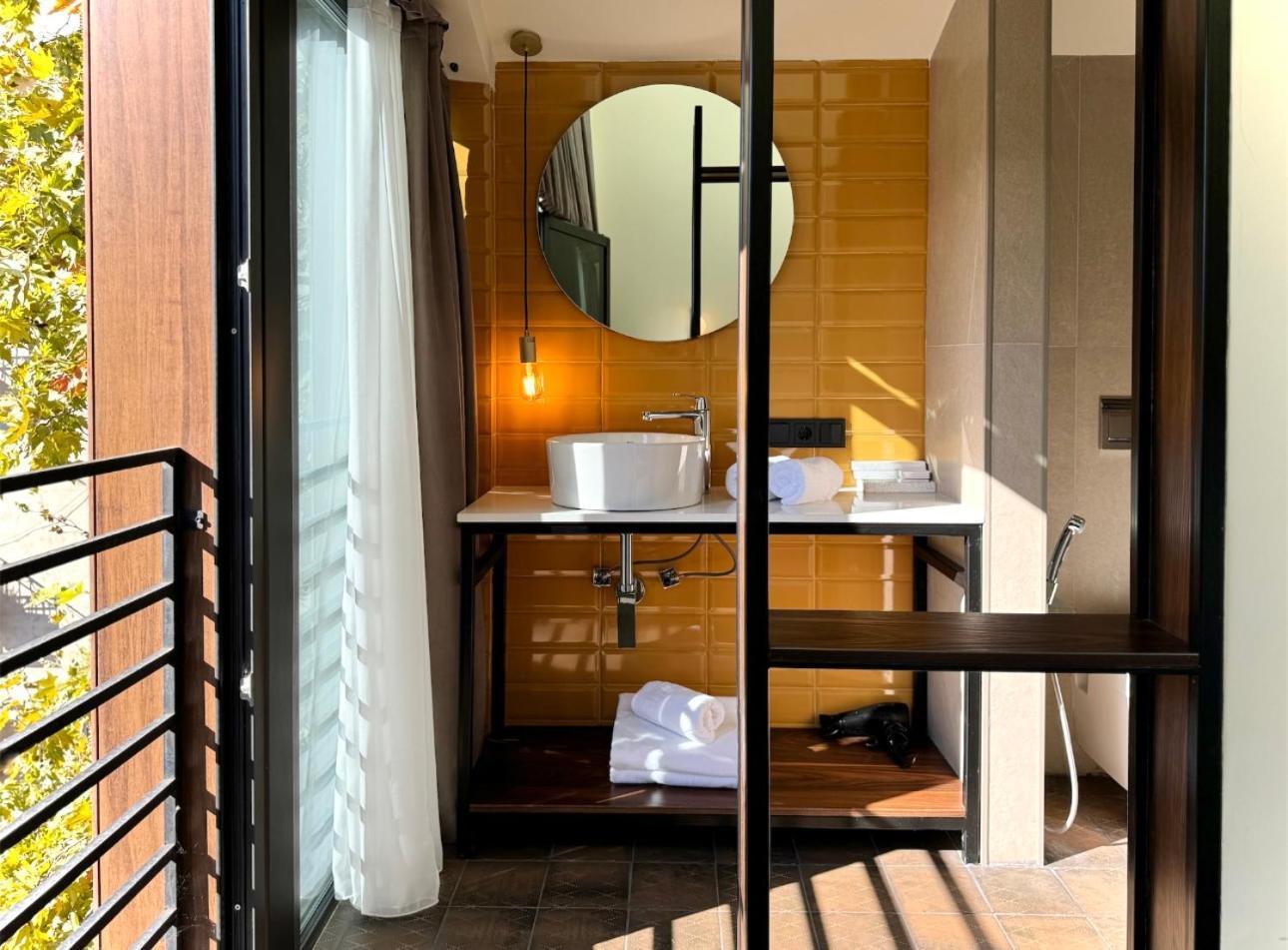 Tbilisi Edition - Design Hotel & Private Spa Exterior foto